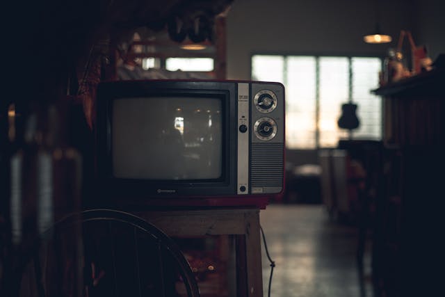 Telewizja naziemna – jak odbierać darmowe kanały w cyfrowej jakości?