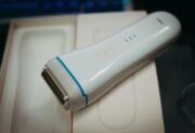 Depilator laserowy – jaki wybrać i na co zwrócić uwagę?